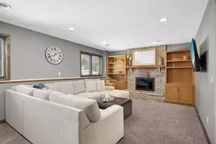 1251 Lake Susan Hills Dr, Chanhassen, MN 55317 - Photo 18