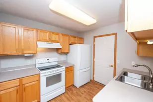 11547 Elmwood Ave N, Champlin, MN 55316 - Photo 6