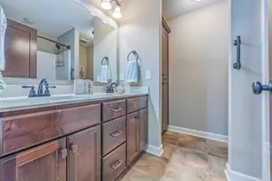 16899 E Lake Dr, Lakeville, MN 55044 - Photo 50