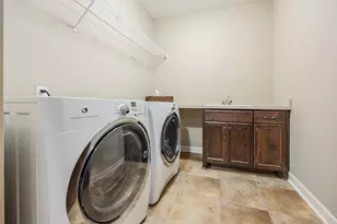 16899 E Lake Dr, Lakeville, MN 55044 - Photo 30