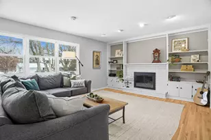 5026 Clear Spring Dr, Minnetonka, MN 55345 - Photo 4