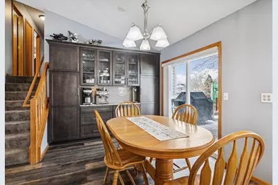 9498 Hamlet Avenue S, Cottage Grove, MN 55016 - Photo 6