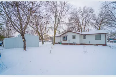 332 4th Street NW, Perham, MN 56573 - Photo 4