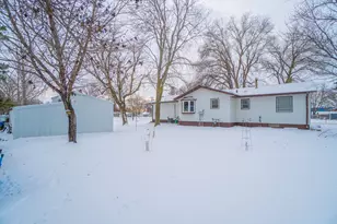 332 4th St NW, Perham, MN 56573 - Photo 4