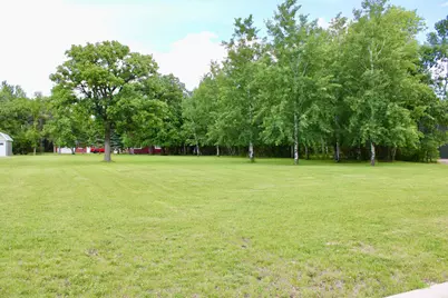 401 Robson Court, Thief River Falls, MN 56701 - Photo 6