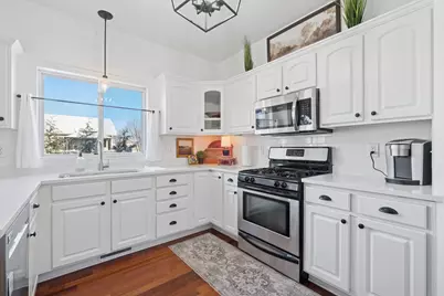 213 Ardennes Avenue E, Shakopee, MN 55379 - Photo 10