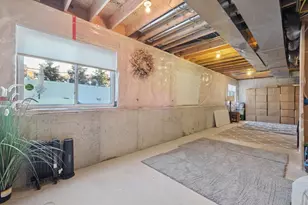 213 Ardennes Ave E, Shakopee, MN 55379 - Photo 26