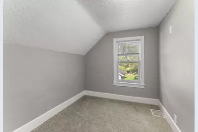 303 Cesar Chavez Street, Saint Paul, MN 55107 - Photo 14