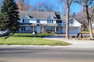 1082 W Lake Dr, Detroit Lakes, MN 56501 - Photo 1