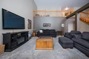 1082 W Lake Dr, Detroit Lakes, MN 56501 - Photo 8