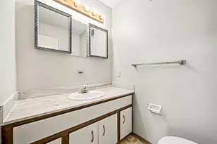 183 Little Canada Rd E, Little Canada, MN 55117 - Photo 14