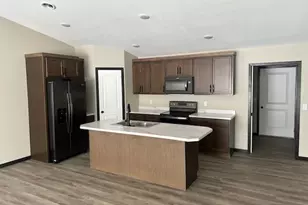 1012 NE 6th Ave, Perham, MN 56573 - Photo 2