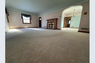 700 Oakland Place NE, Austin, MN 55912 - Photo 10