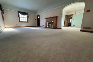 700 Oakland Pl NE, Austin, MN 55912 - Photo 10