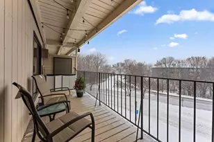 5607 Green Cir Dr, Minnetonka, MN 55343 - Photo 18