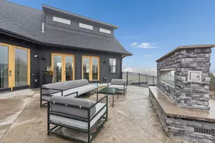 8689 Deerwood Ln N, Maple Grove, MN 55369 - Photo 36