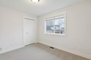 8689 Deerwood Ln N, Maple Grove, MN 55369 - Photo 12