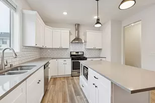 8689 Deerwood Ln N, Maple Grove, MN 55369 - Photo 8