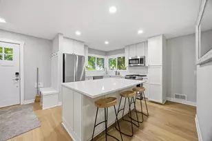 2931 Chowen Ave N, Robbinsdale, MN 55422 - Photo 1