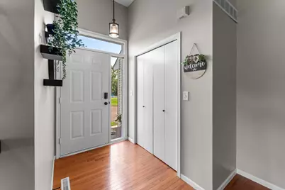 291 Appleblossom Lane E, Shakopee, MN 55379 - Photo 6