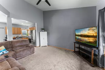 305 Garfield Avenue S, Montrose, MN 55363 - Photo 8