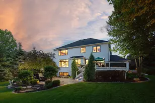 541 Lake Ridge Dr, Shoreview, MN 55126 - Photo 2