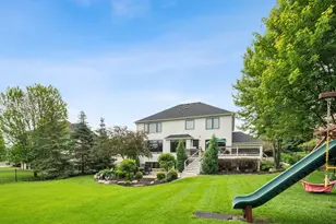 541 Lake Ridge Dr, Shoreview, MN 55126 - Photo 12