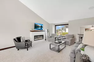 5266 177th St W, Lakeville, MN 55044 - Photo 4