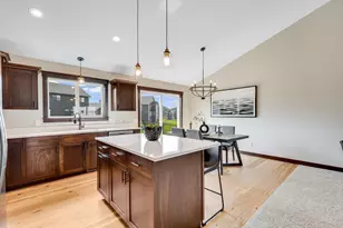 5266 177th St W, Lakeville, MN 55044 - Photo 10