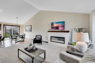 5266 177th St W, Lakeville, MN 55044 - Photo 6