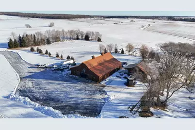 1905 Highway 46, New Richmond, WI 54017 - Photo 2