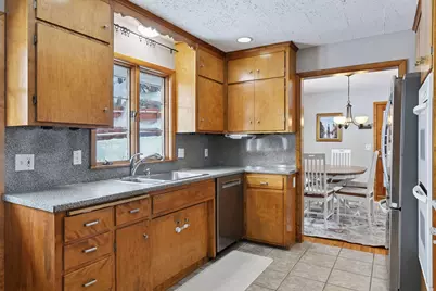 16600 Canterbury Drive, Minnetonka, MN 55345 - Photo 12