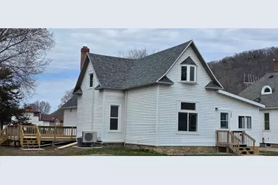 104 W 5th Street, Cochrane, WI 54622 - Photo 1