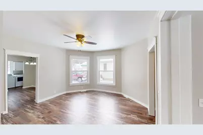 104 W 5th Street, Cochrane, WI 54622 - Photo 4