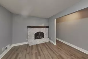 820 Shenandoah Ln N, Plymouth, MN 55447 - Photo 2