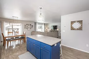 5466 Justice Dr S, Fargo, ND 58104 - Photo 12