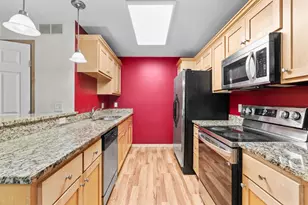 1883 Garden Way, Saint Paul, MN 55119 - Photo 12