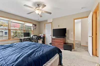 1883 Garden Way, Saint Paul, MN 55119 - Photo 18