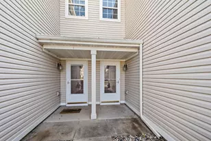 668 Cobblestone Way, Shakopee, MN 55379 - Photo 2