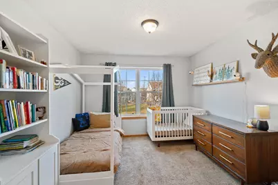 668 Cobblestone Way, Shakopee, MN 55379 - Photo 20