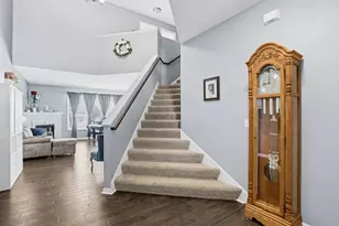 1315 Lylewood Pkwy, Carver, MN 55315 - Photo 10