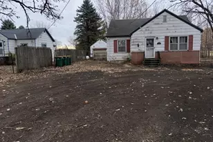 323 Main St, Manchester, MN 56007 - Photo 2