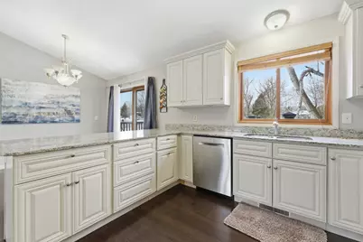 4093 Vermont Avenue, Eagan, MN 55123 - Photo 8