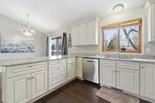 4093 Vermont Ave, Eagan, MN 55123 - Photo 8