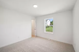 4913 Noble Dr NW, Rochester, MN 55901 - Photo 18