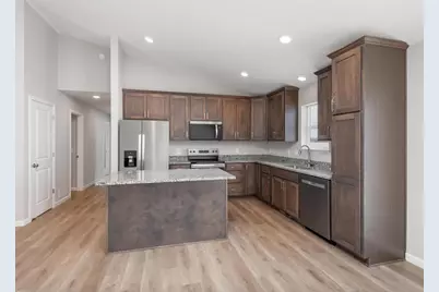 425 Emma Street, Norwood Young America, MN 55368 - Photo 12