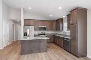 425 Emma St, Norwood Young America, MN 55368 - Photo 12