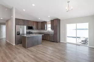 425 Emma St, Norwood Young America, MN 55368 - Photo 10