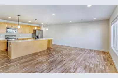 4106 Arthur Drive, Fargo, ND 58104 - Photo 8