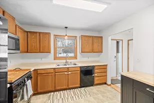 1999 Clarence St, Maplewood, MN 55109 - Photo 4